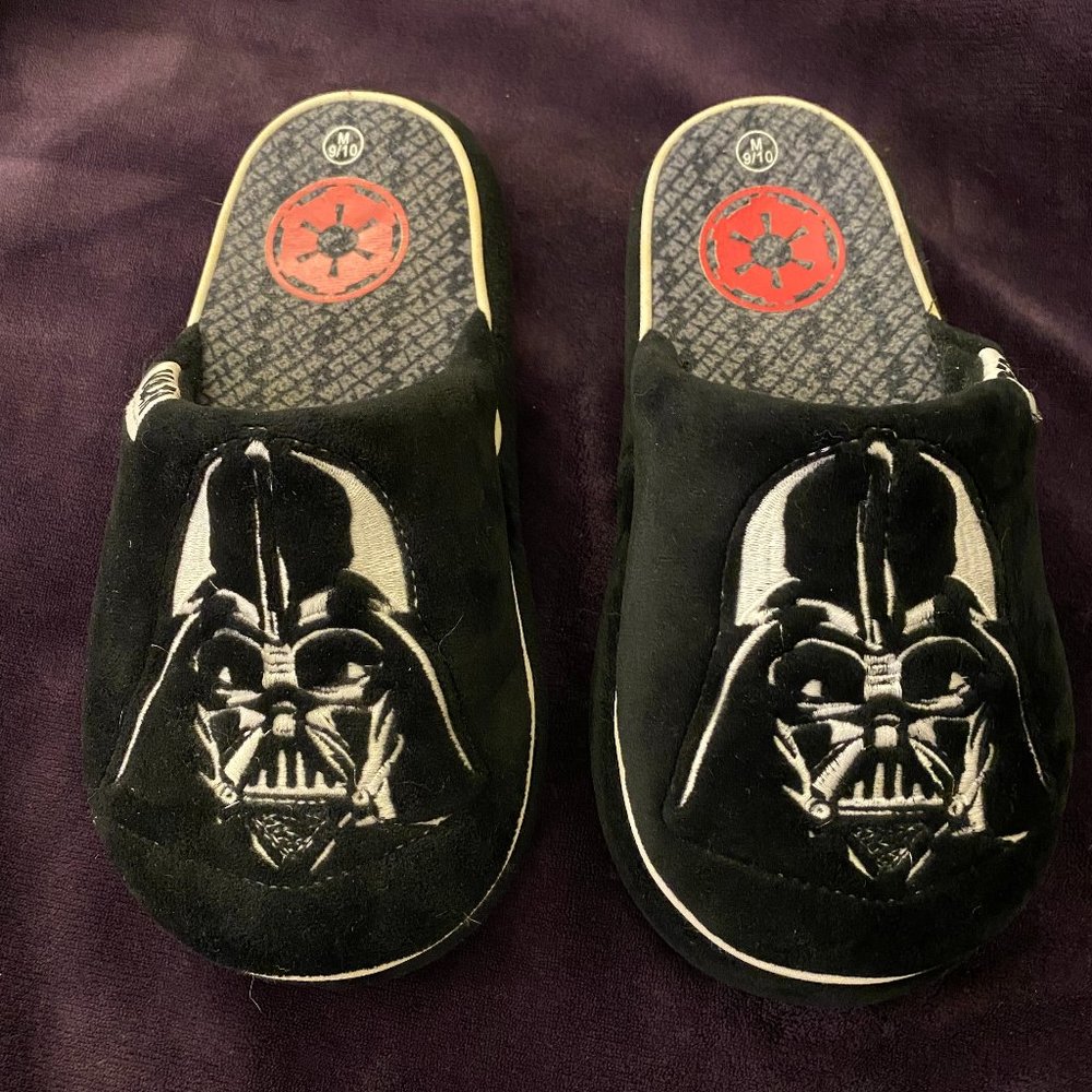 Darth Vader slippers men's size 9/10